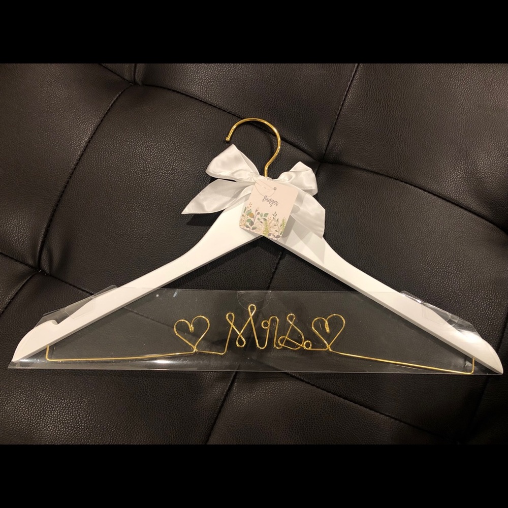 Bridal Hanger